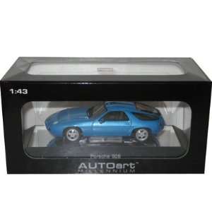    Porsche 928 Blue 1/43 Autoart Diecast Car Model Toys & Games