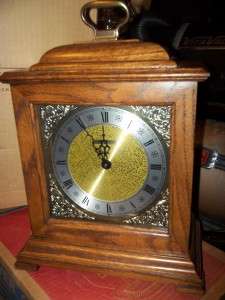 Vintage Howard Miller Wood Case Mantle Clock Case Battery CHIMING 