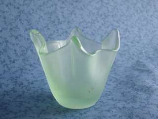 VINTAGE BAGLEY FROSTED GREEN GLASS HANDKERCHIEF VASE  