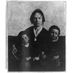 Elizabeth Cady Stanton,1815 1902,with sons,Daniel,Harry  