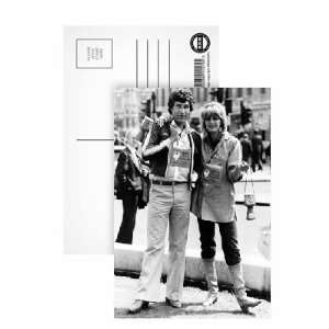  Joanna Lumley and Gareth Hunt   Postcard (Pack of 8)   6x4 