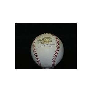  Johnny Damon Autographed Ball   Autographed Baseballs 