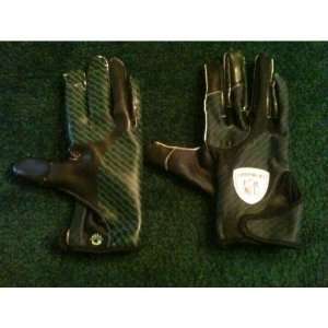 Santonio Holmes Game Used Gloves 11/6 vs Bills   NFL Gloves