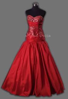 This is beautifully made very stylish dress, perfect for any ball 