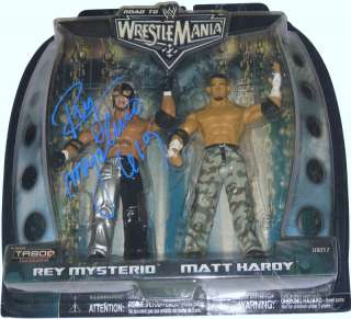 WWE REY MYSTERIO JR MANIA 22 FIGURE SIGNED WITH PROOF  
