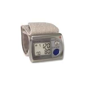  Wrist Portable Blood Pressure Monitor With Intellisense 